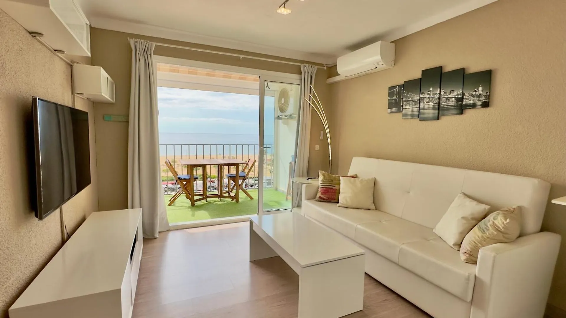Vistas Frontales Al Mar Apartment Empuriabrava